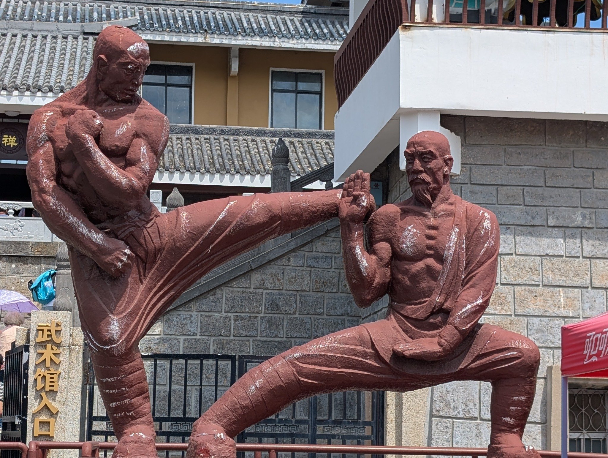 Martial arts statues at the Shaolin grounds